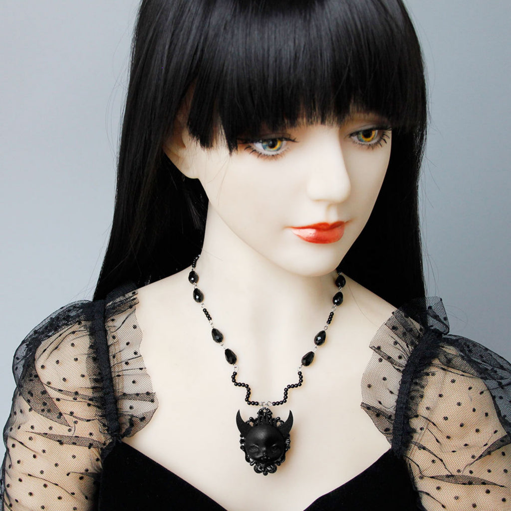 Halloween Black Crystal Bead Chain Demon Face Cameo Pendant Necklace | Gothic Y2K Dark Kawaii Devil Horns Floral Frame Vampire Halloween Costume Jewelry Gift