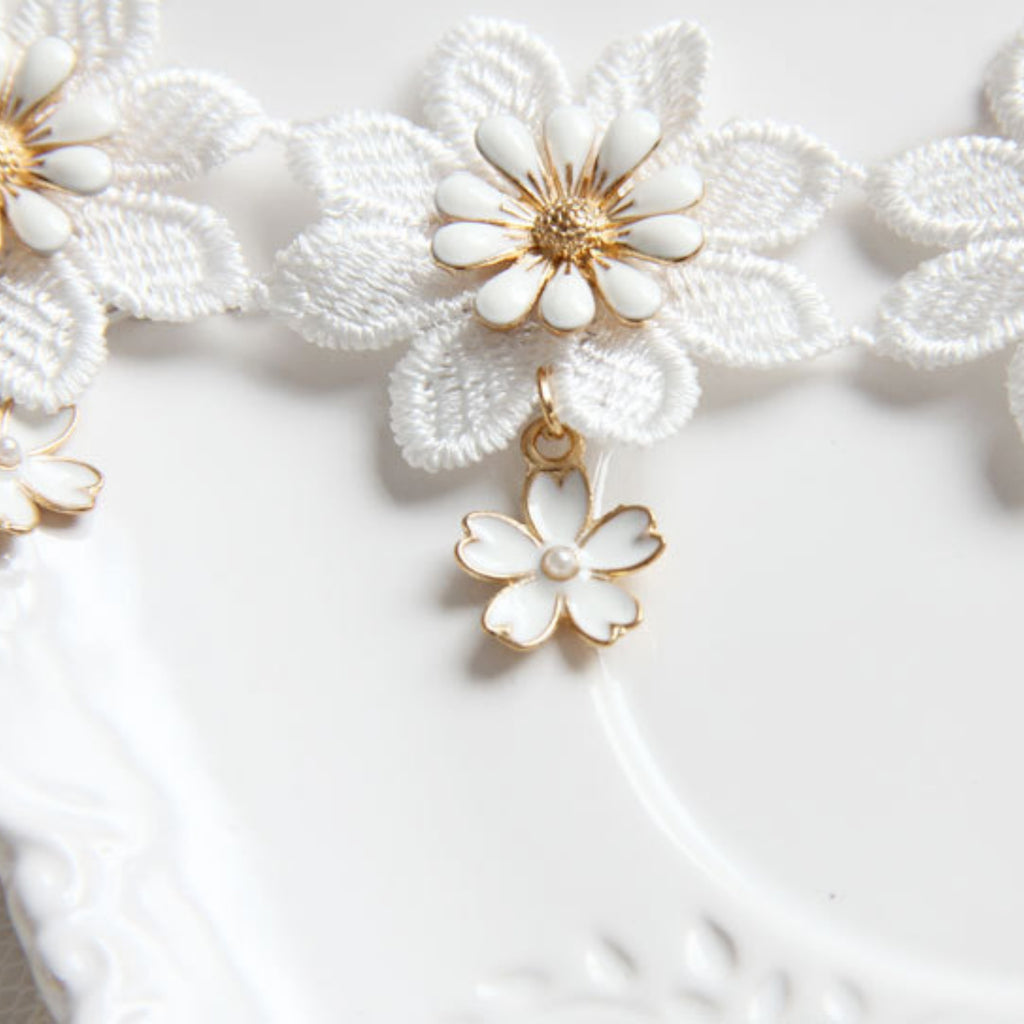 Halloween White Floral Lace Choker Necklace | Pearl Flower Enamel Daisy Perfume Bottle Charm Drop Ghost Bride Potion Witch Halloween Costume Jewelry Gift