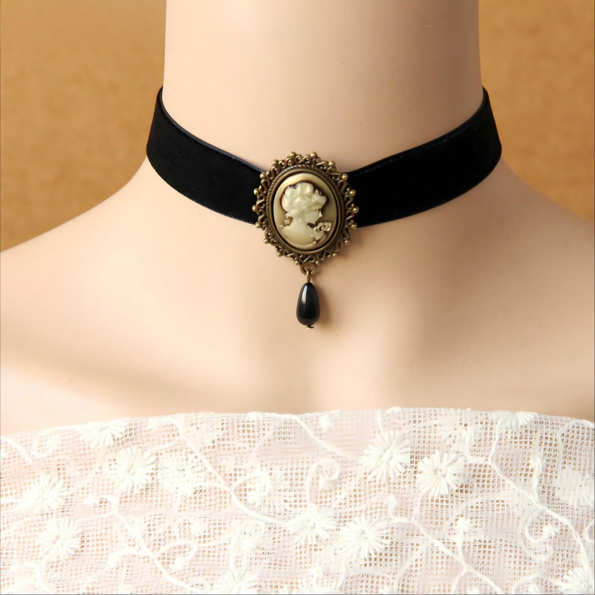 Halloween Black Velvet Wide Choker Necklace | Antique Bronze Victorian Lady Cameo Black Teardrop Drop Vampire Countess Gothic Halloween Costume Jewelry Gift