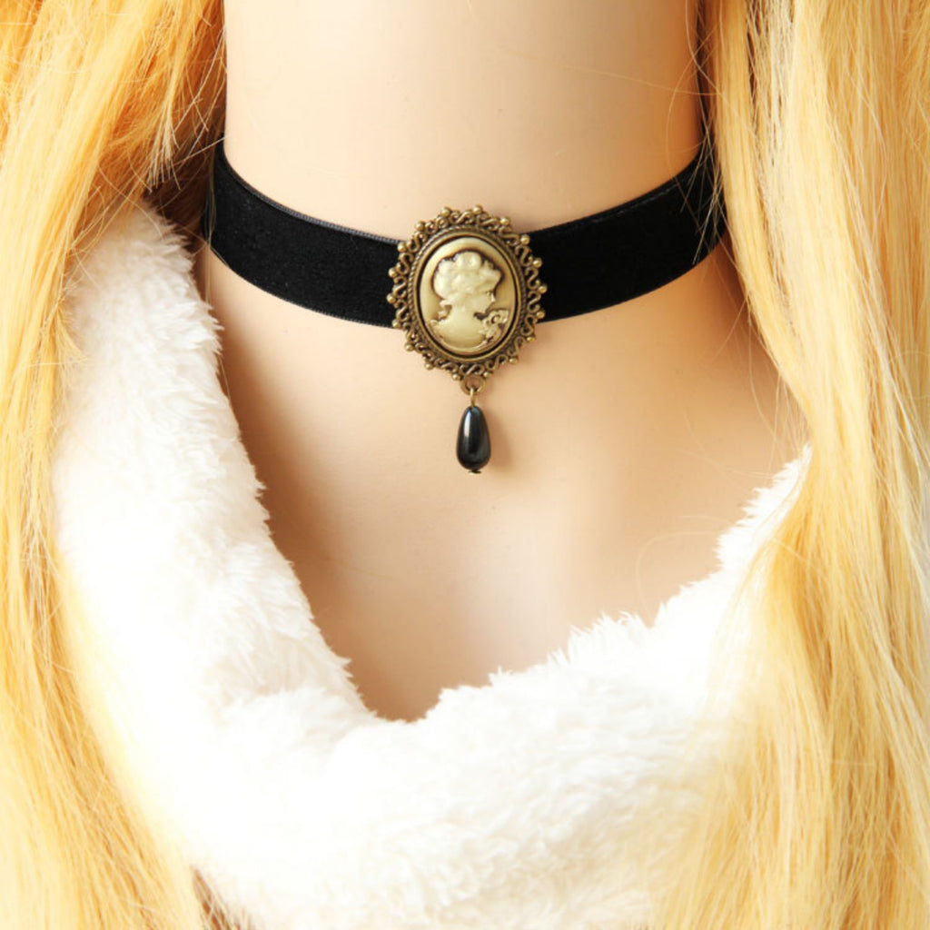 Halloween Black Velvet Wide Choker Necklace | Antique Bronze Victorian Lady Cameo Black Teardrop Drop Vampire Countess Gothic Halloween Costume Jewelry Gift