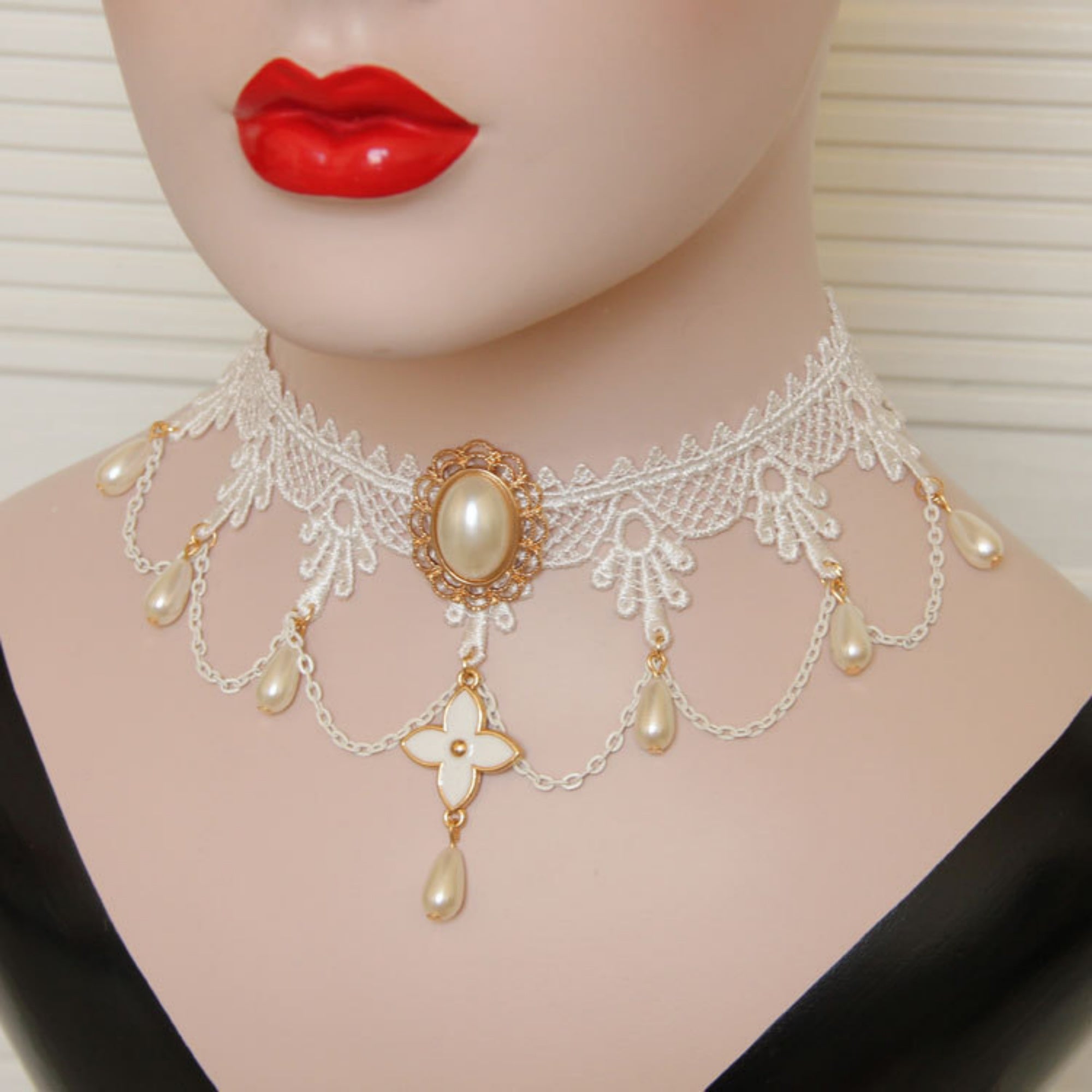 Halloween White Lace Pearl Choker Necklace | Ghost Bride Angel White Witch Pearl Drop Gold Chain Halloween Costume Jewelry Gift