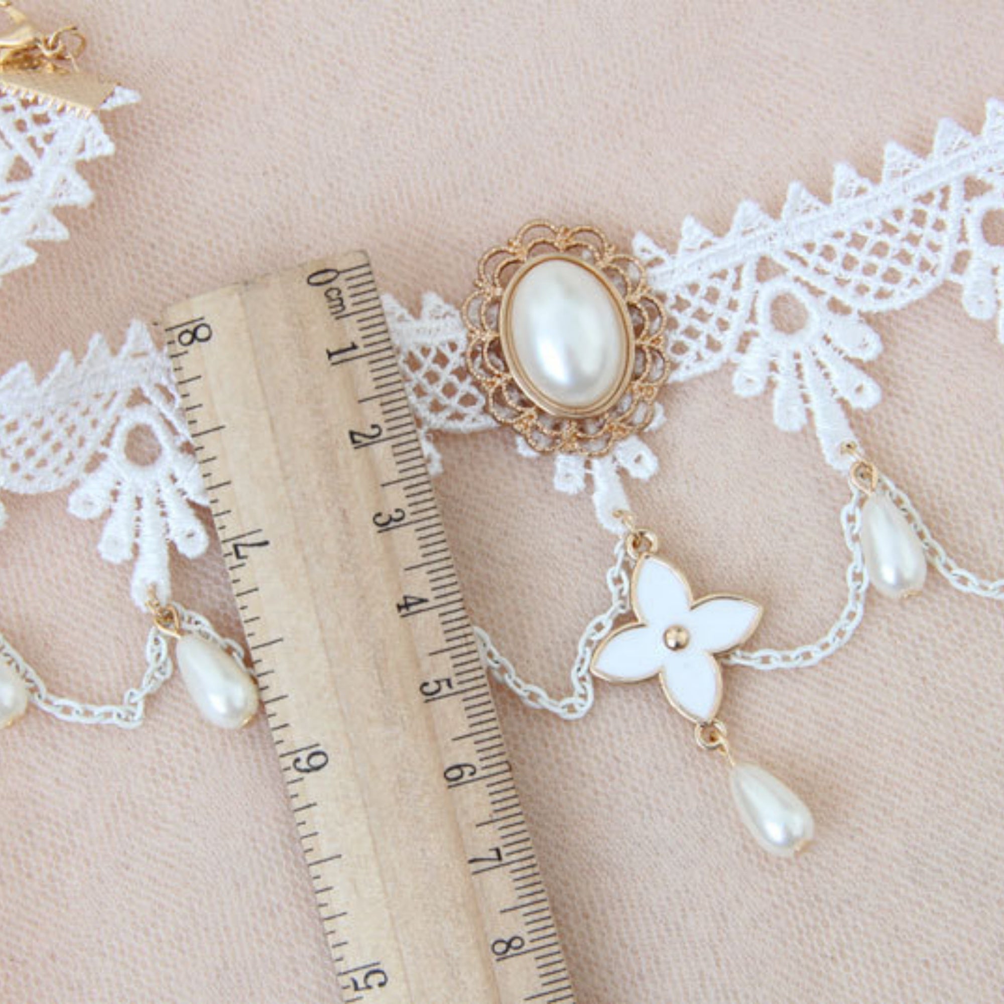 Halloween White Lace Pearl Choker Necklace | Ghost Bride Angel White Witch Pearl Drop Gold Chain Halloween Costume Jewelry Gift