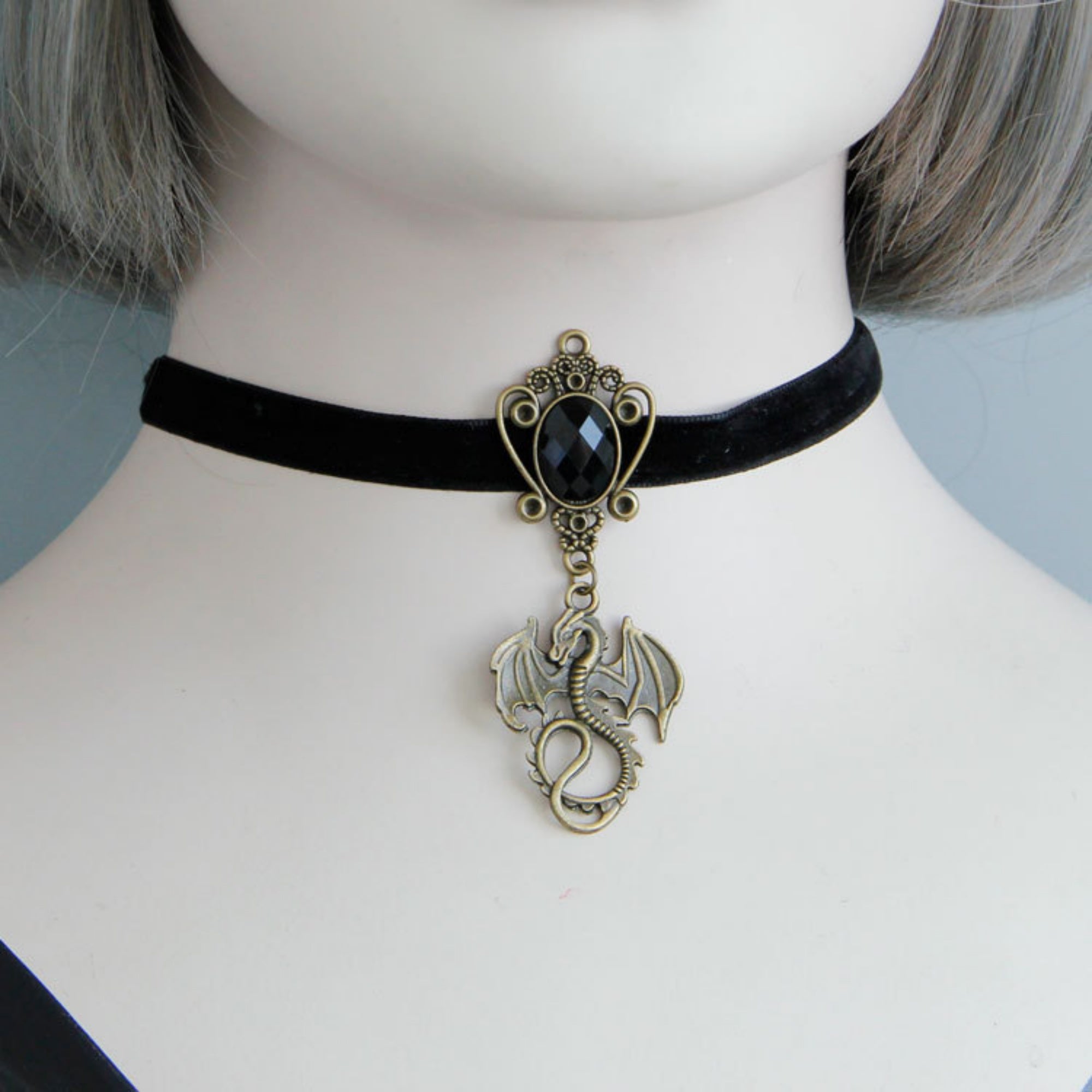 Black Velvet Dragon Choker Necklace | Antique Bronze Flying Dragon Pendant Black Gem Frame Gothic Dragon Queen Dark Fantasy Halloween Costume Jewelry Gift