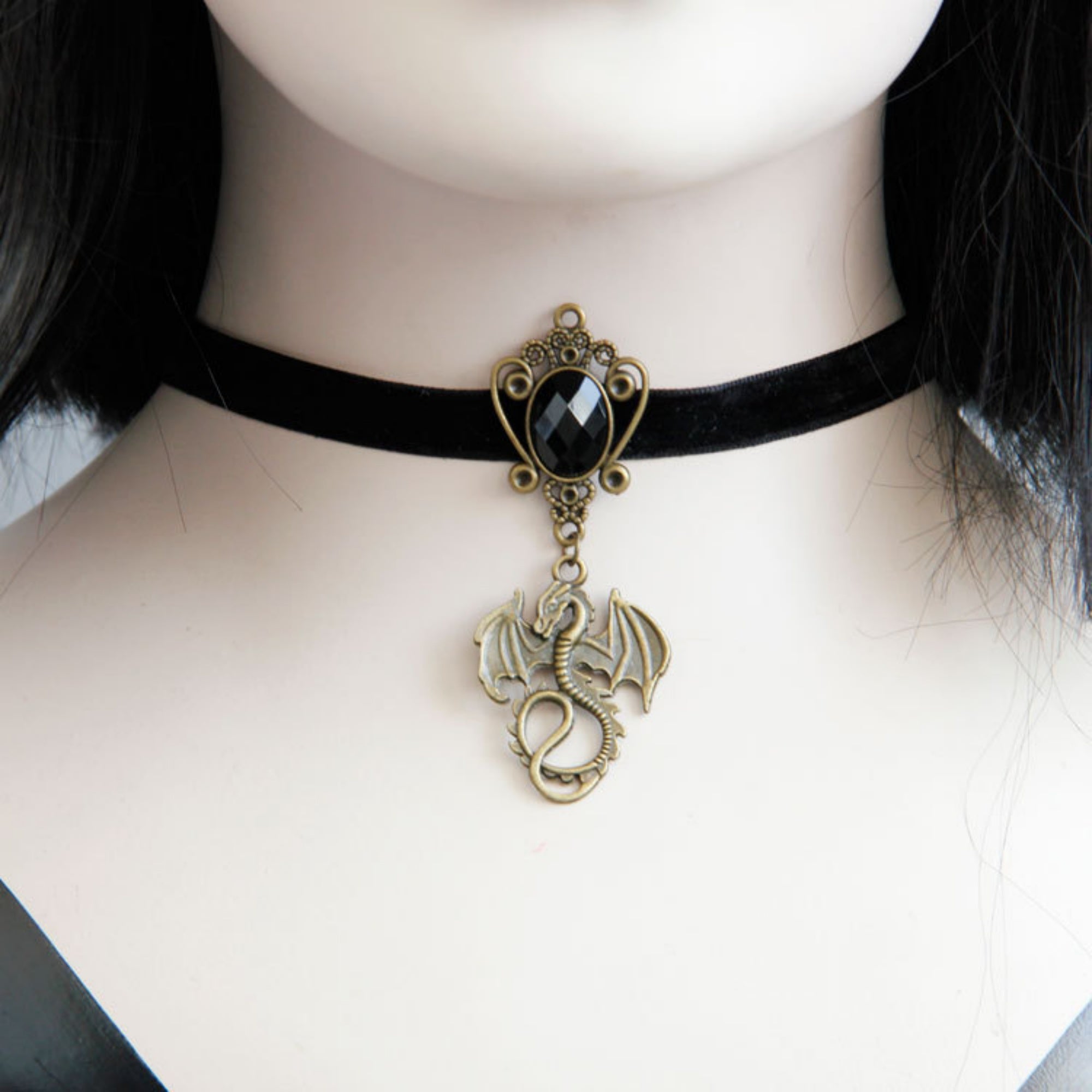 Black Velvet Dragon Choker Necklace | Antique Bronze Flying Dragon Pendant Black Gem Frame Gothic Dragon Queen Dark Fantasy Halloween Costume Jewelry Gift