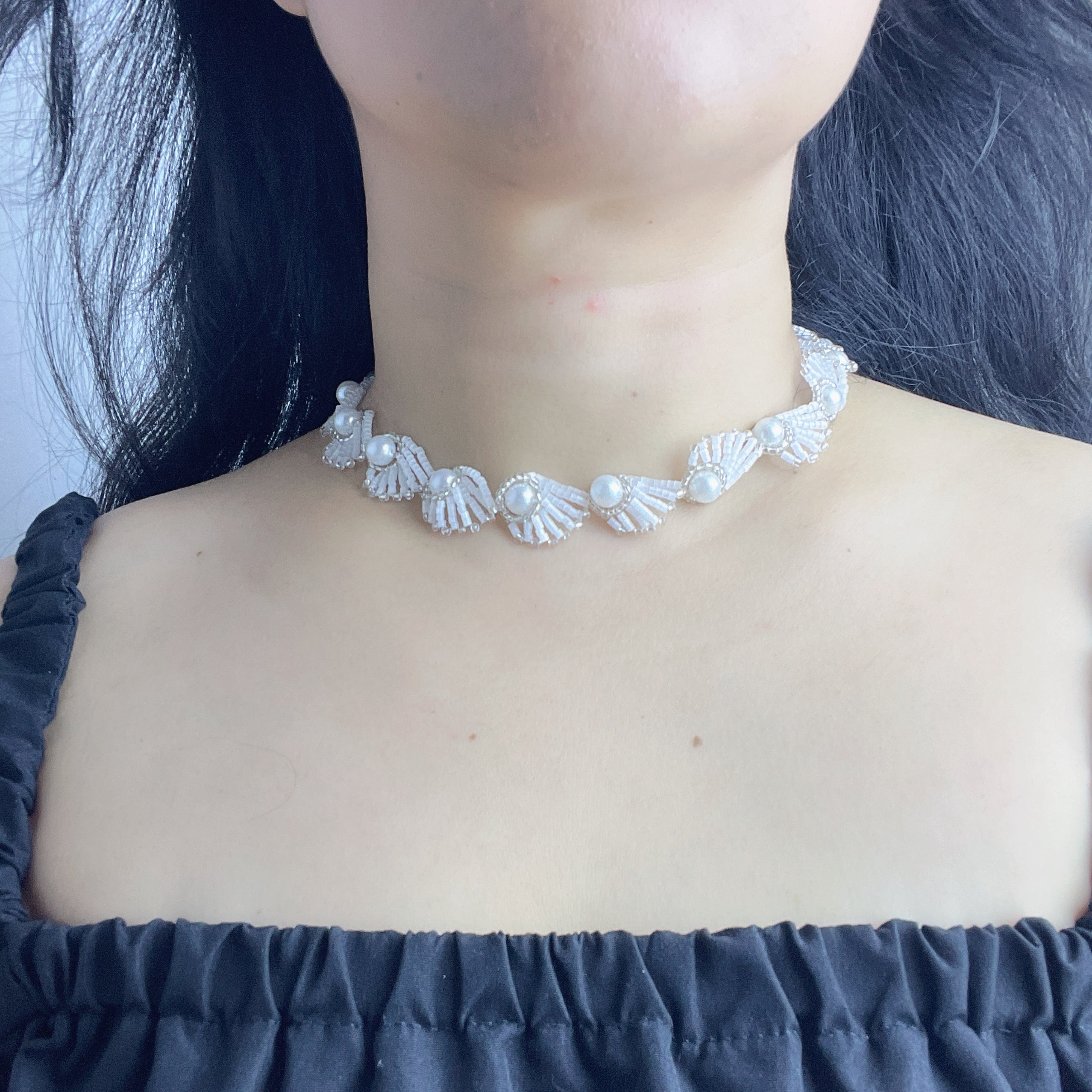 Handmade Silver & White 3D Scallop Shell Flower Garland Choker Necklace | Large Pearl Center Bridal Luxe Collar