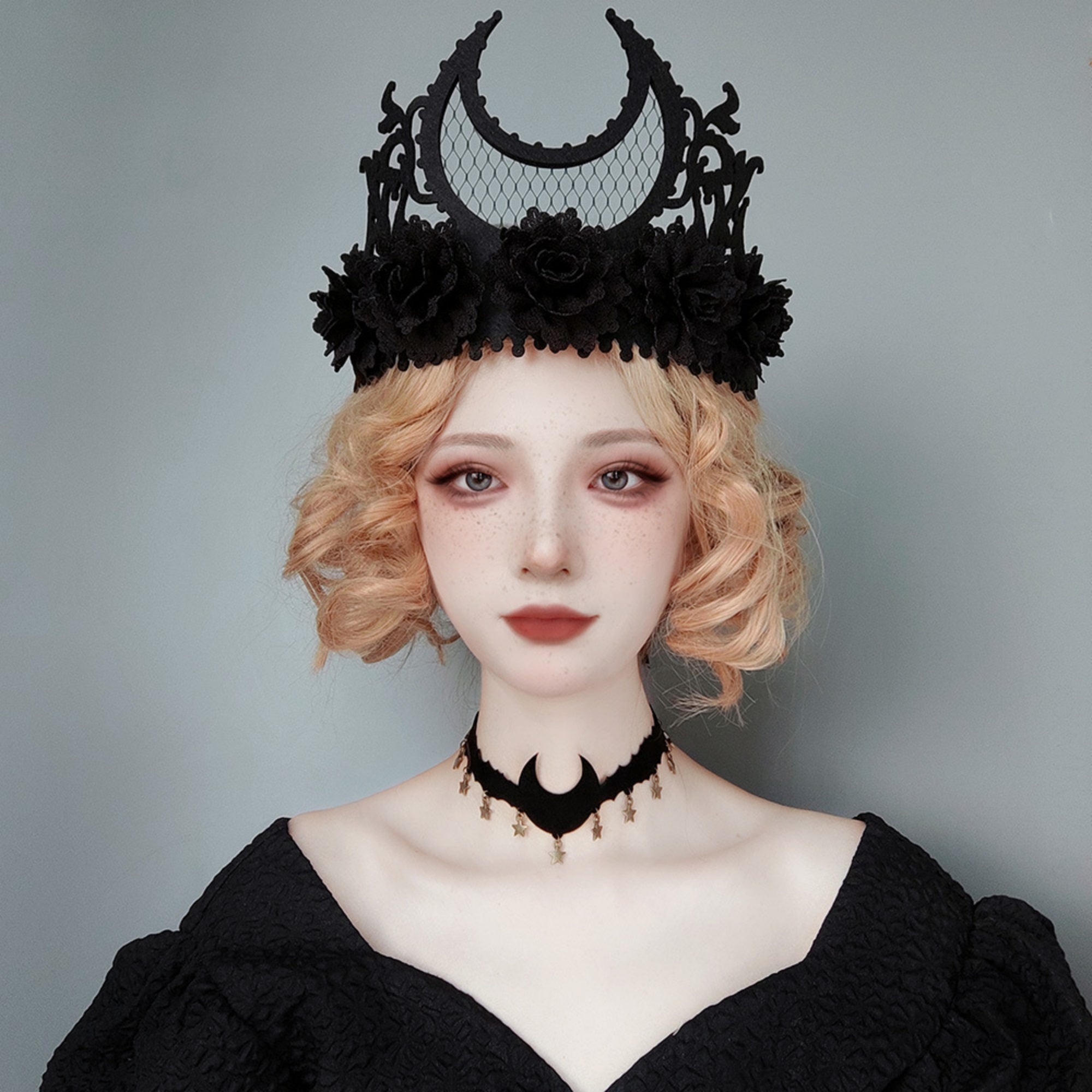 Halloween Black Bat Silhouette Choker Necklace | Antique Gold Star Charm Fringe Scallop Edge Ribbon Tie Vampire Witch Dark Costume Jewelry