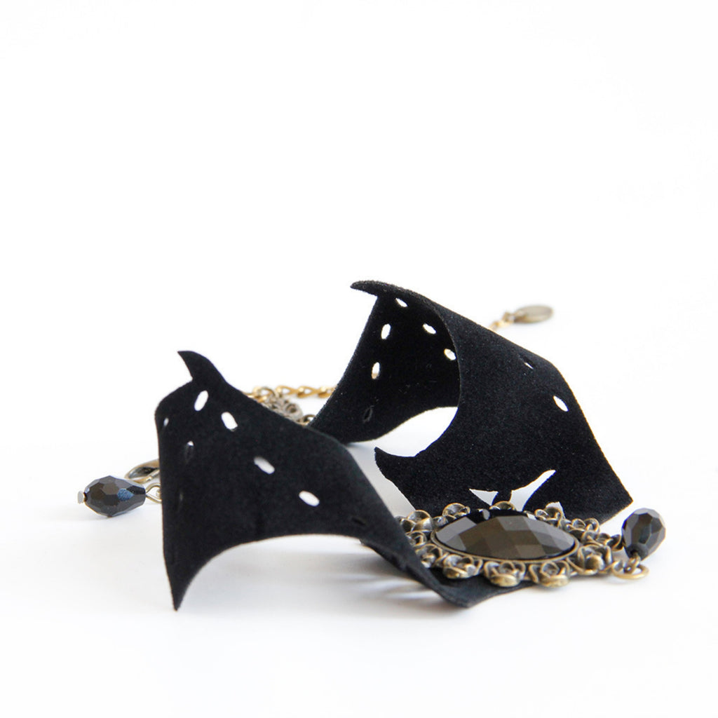 Gothic Halloween Bat Wing Black Velvet Choker Necklace | Antique Bronze Black Gem Crystal Teardrop Drop Vampire Dark Jewelry