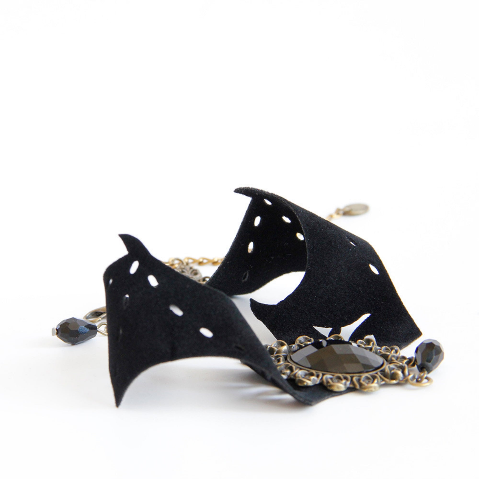 Gothic Halloween Bat Wing Black Velvet Choker Necklace | Antique Bronze Black Gem Crystal Teardrop Drop Vampire Dark Jewelry